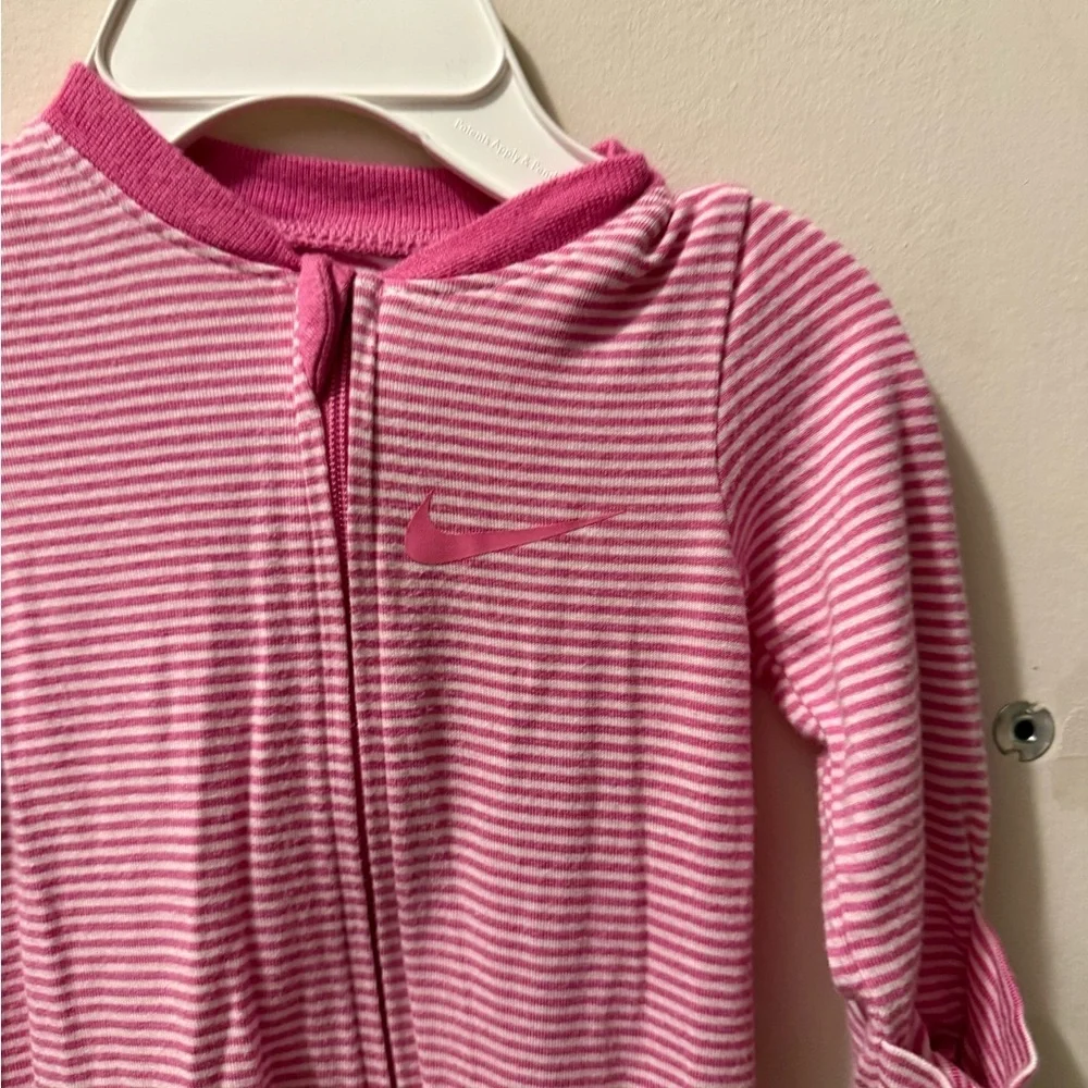 Newborn Nike Viscose Striped Footed Sleeper
